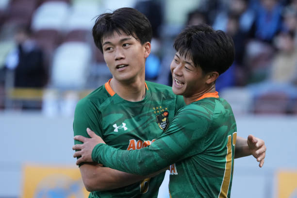 满了青春的 满了青春的